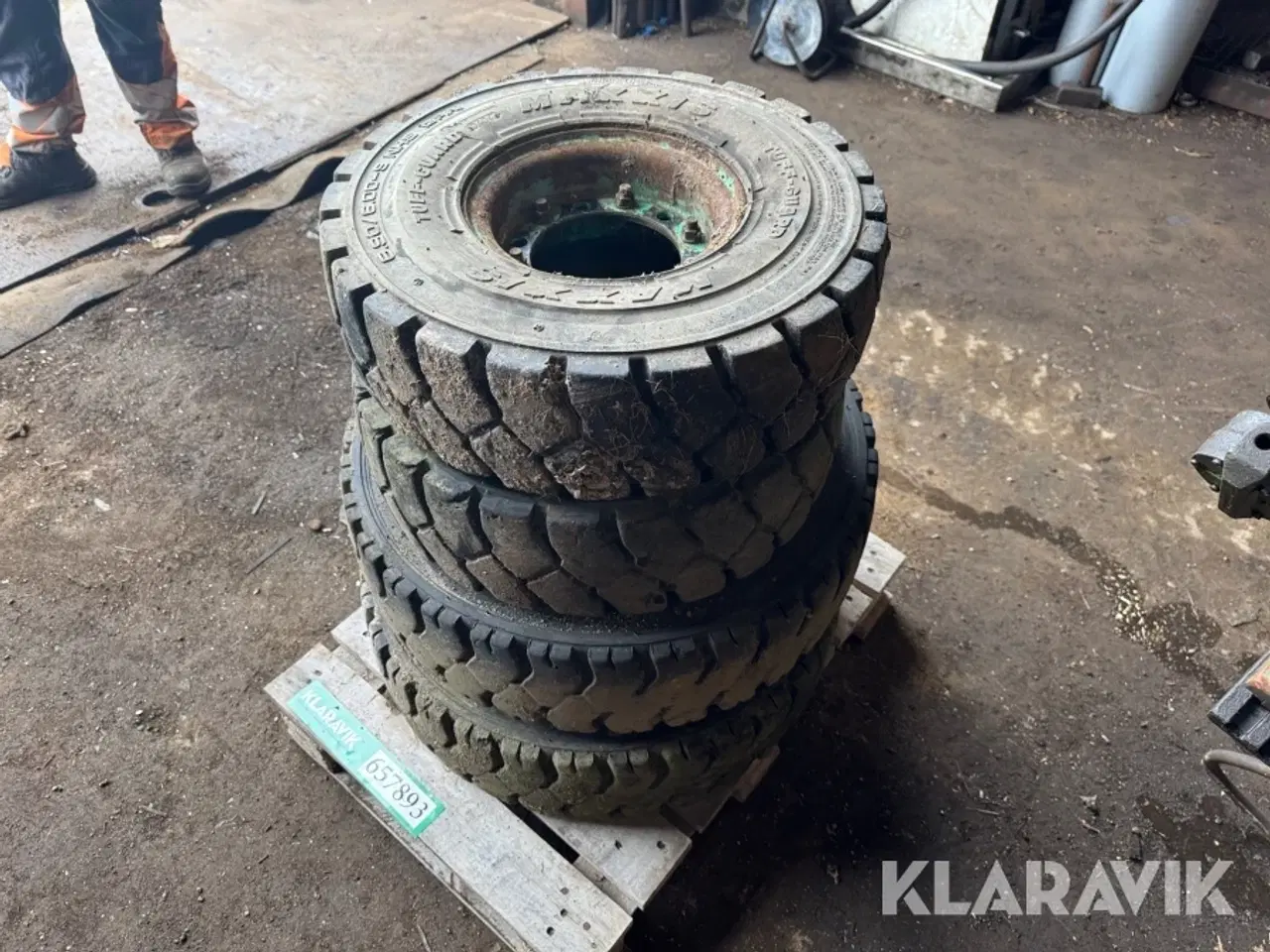 Billede 2 - Truck dæk 4 styks dæk