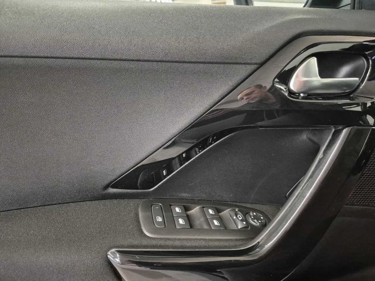 Billede 17 - Peugeot 208 1,5 BlueHDi Allure 100HK 5d