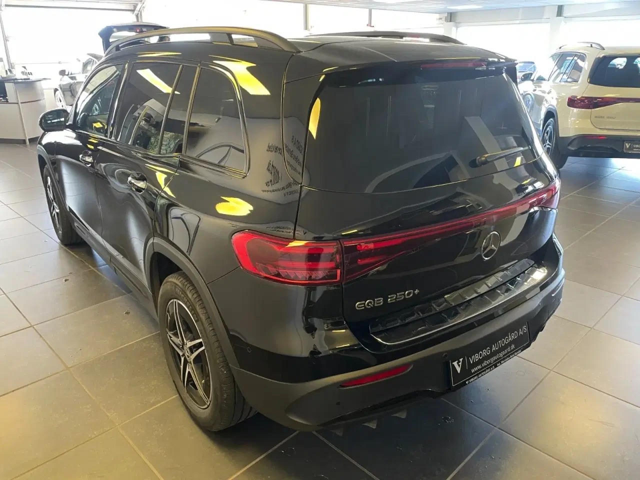 Billede 3 - Mercedes EQB250+  AMG Line Advance Plus 7prs