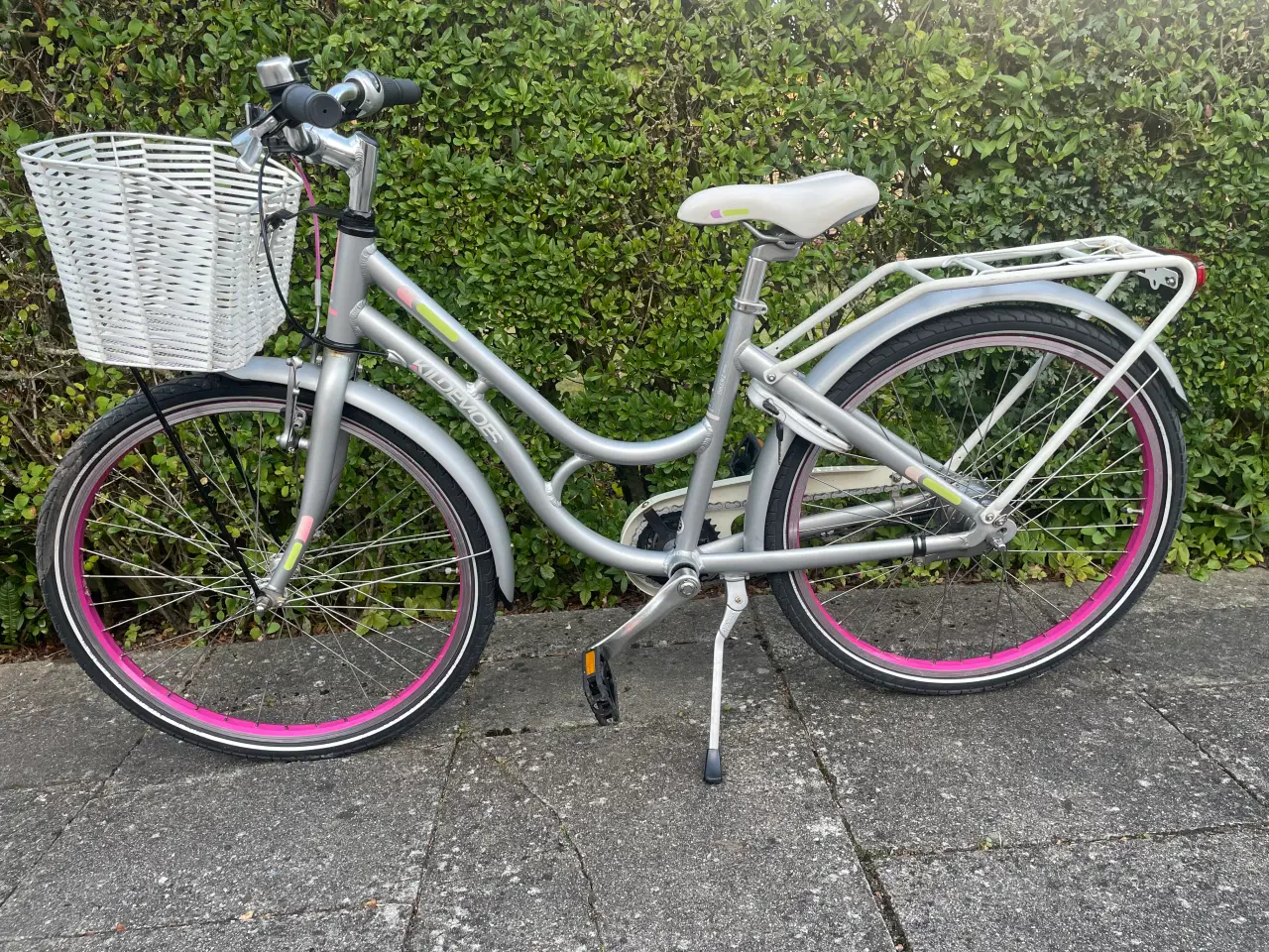 Billede 2 - Billig KILDEMOES pige cykel