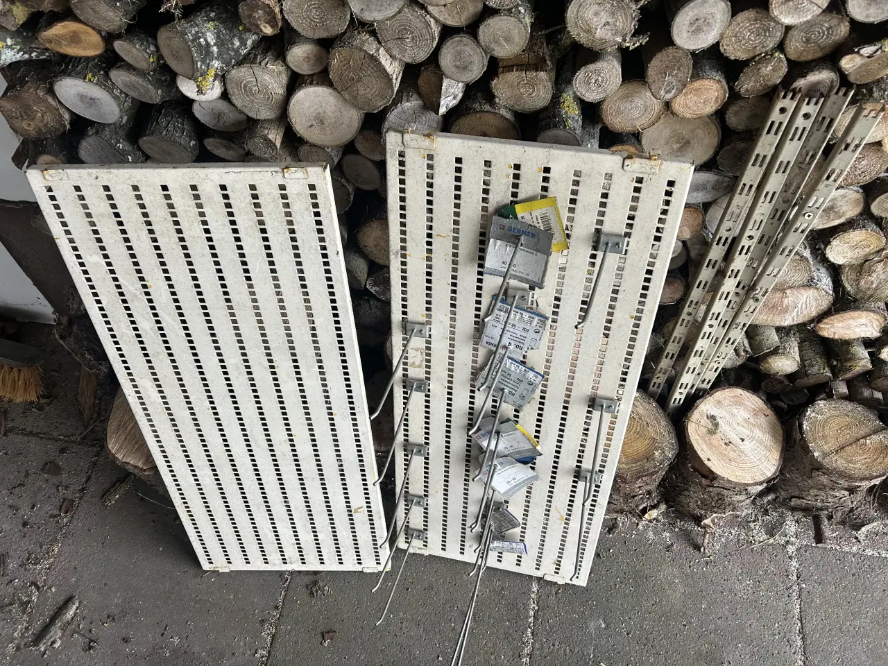 Billede 2 - Værkstedstavler med kroge