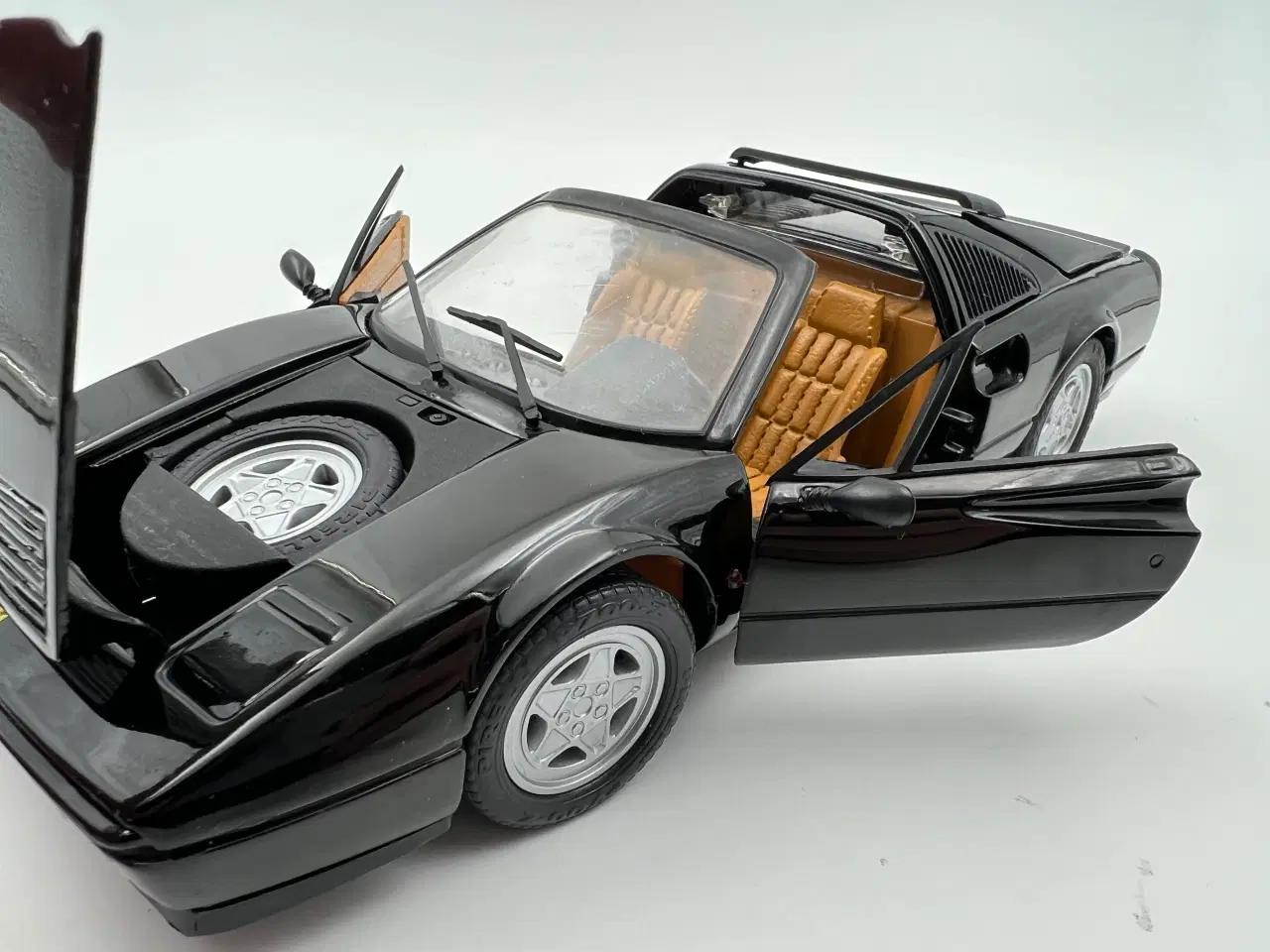 Billede 6 - 1985 Ferrari 328 GTS 3,2 l. V8 - 1:18