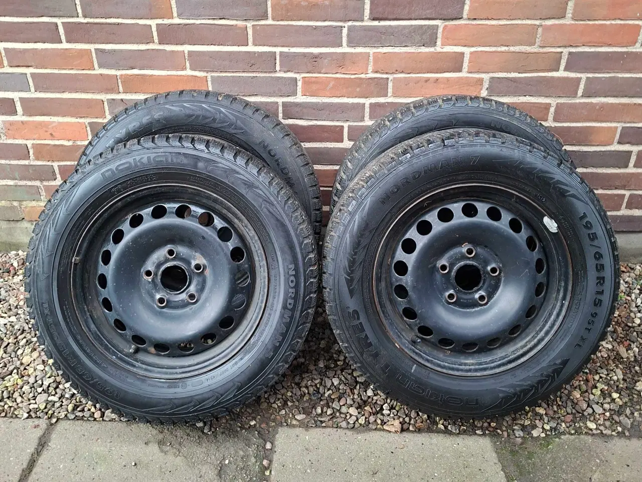 Billede 1 - 15" vinterdæk på stålfælge til VAG biler mm.