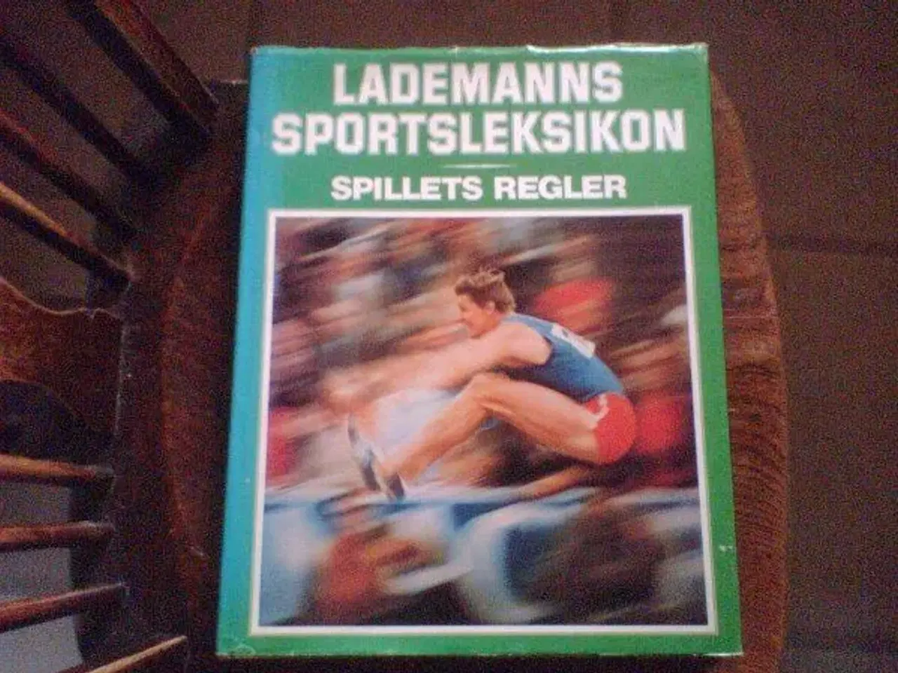 Billede 1 - Lademanns Sportsleksikon