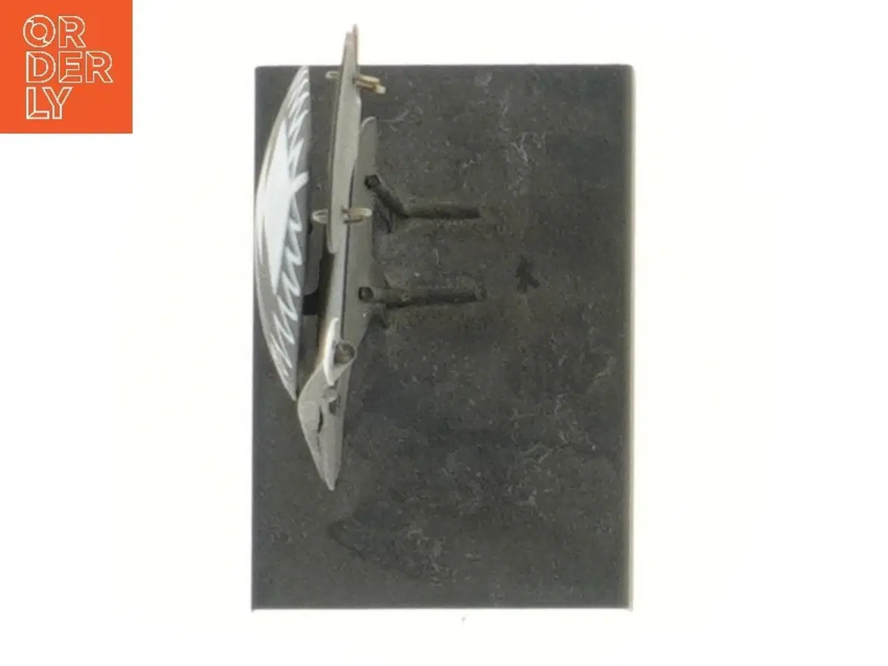 Billede 2 - Afrikansk figur med skjold (str. 28x9,5 cm)