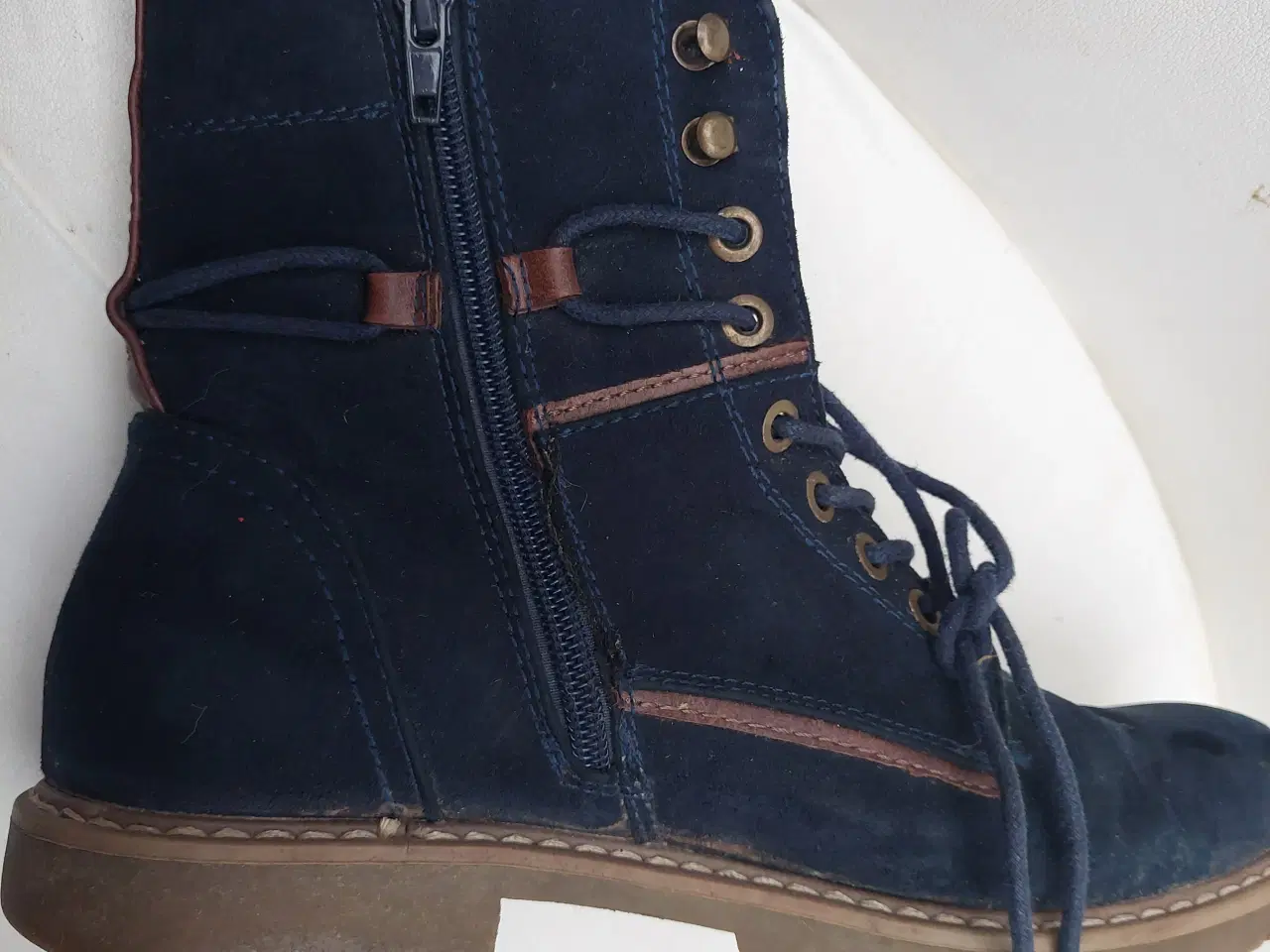 Billede 1 - Støvle med snor