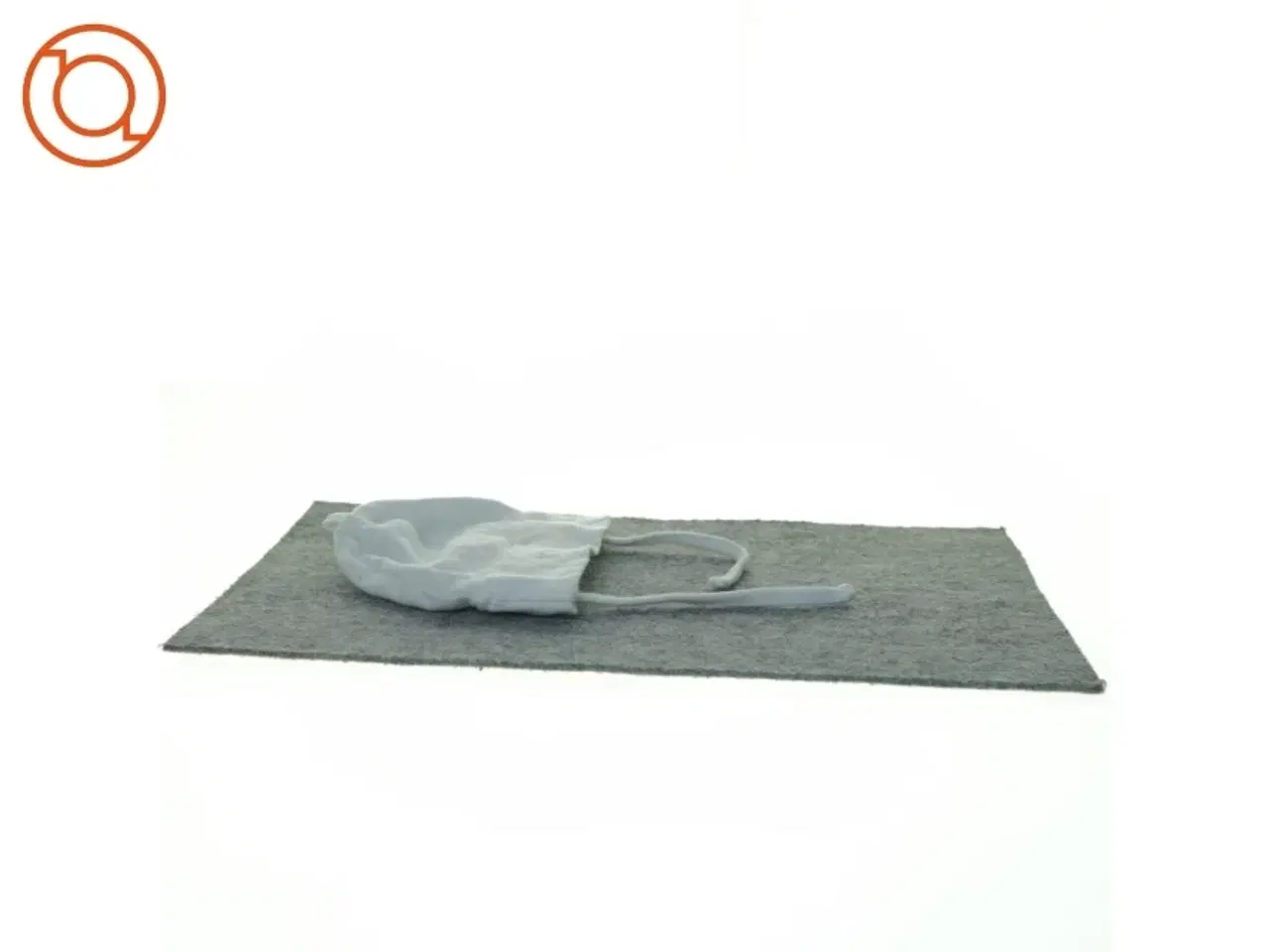 Billede 3 - Hvid baby hue fra H&M (str. 62)