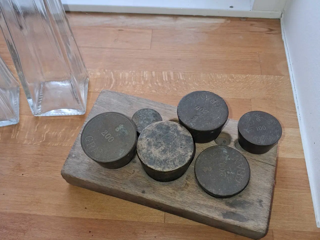 Billede 2 - Gammeldags  jordmorvægt sælges 