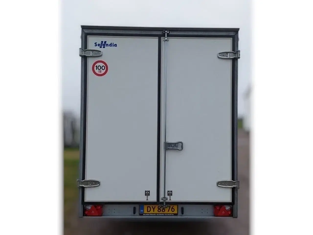 Billede 3 - Leje af 3000kg Cargo trailer weekend