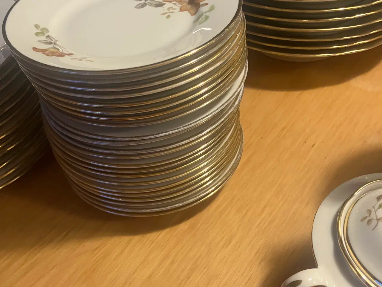 Billede 3 - Komplet antik servicesæt