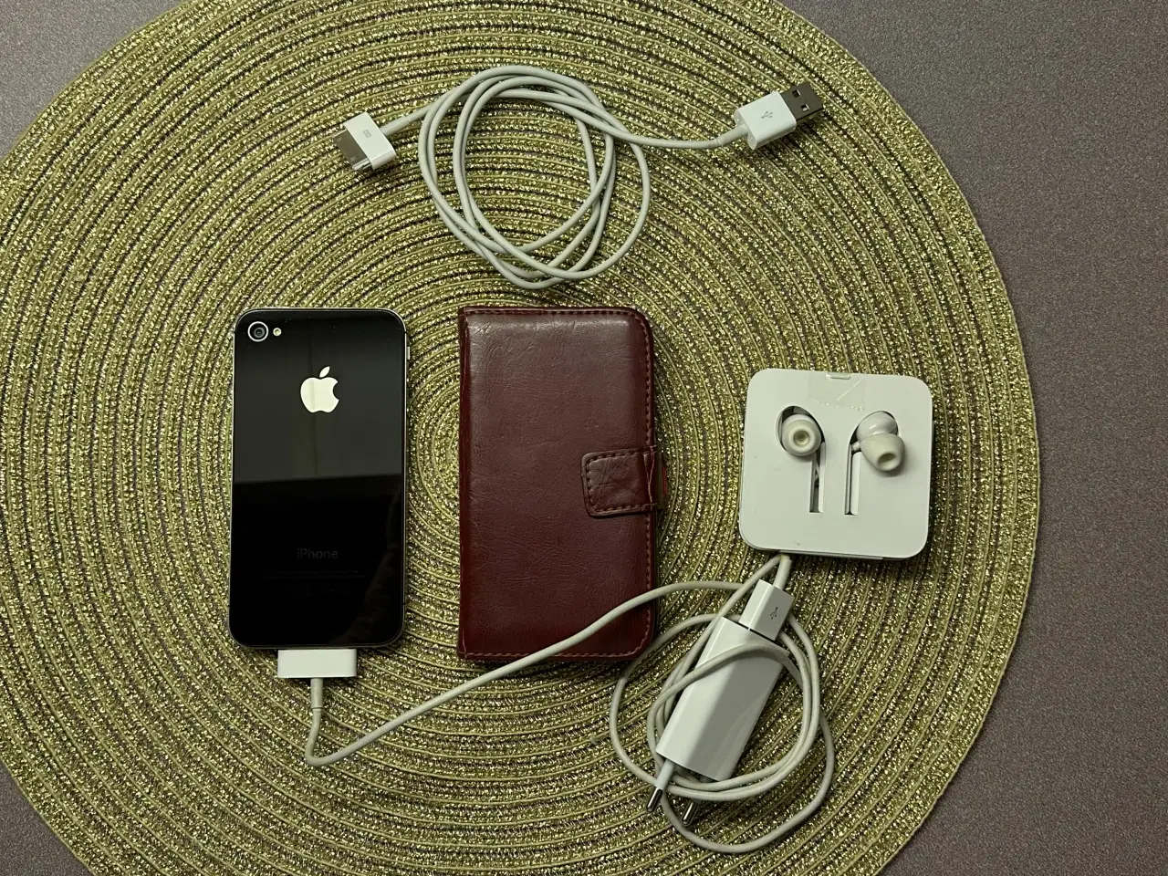 Billede 2 - Velholdt og velfungerende      iPhone 4S