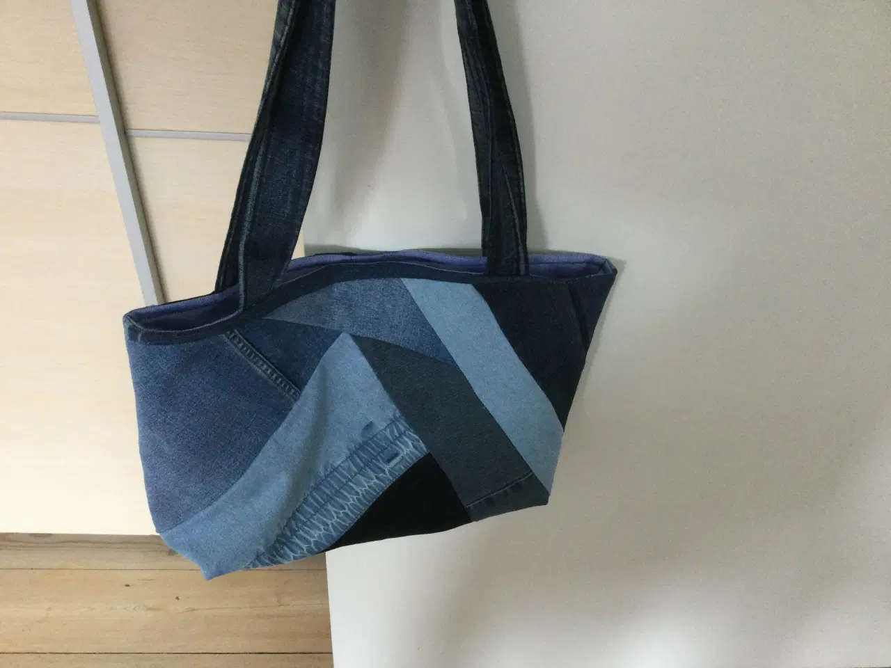 Billede 2 - Taske af jeans