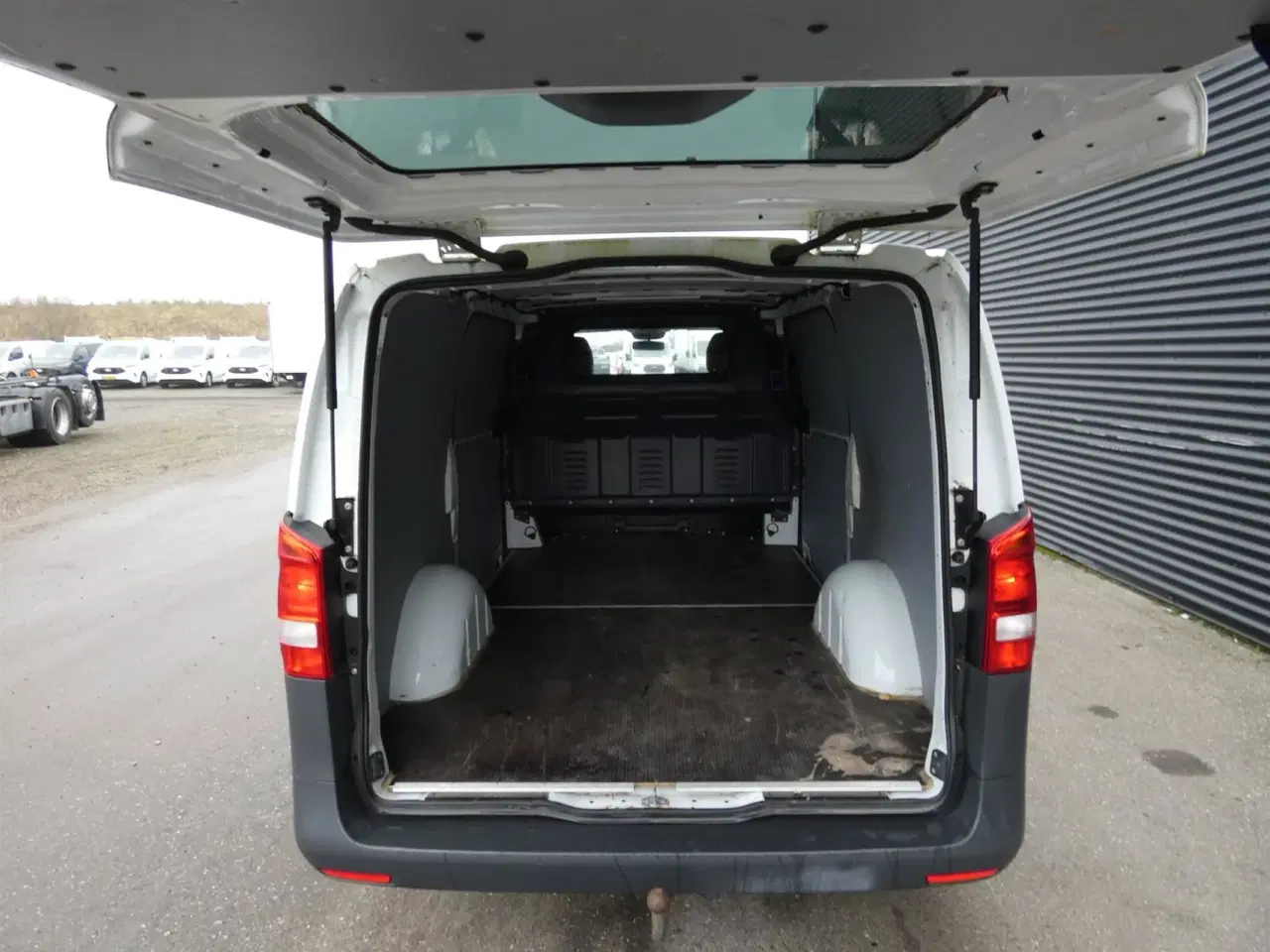 Billede 7 - Mercedes-Benz Vito 114 A2 2,0 CDI RWD 7G-Tronic 136HK Van Aut.