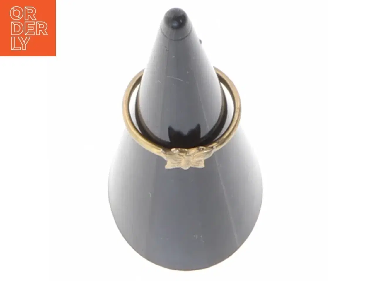 Billede 2 - Guld ring med sommerfugl (str. Diameter en og en halv cm)