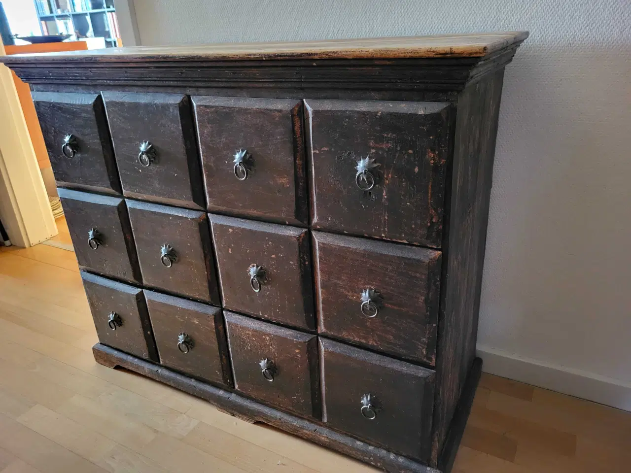 Billede 3 - Rustik apoteker kommode/købmandsdisk 