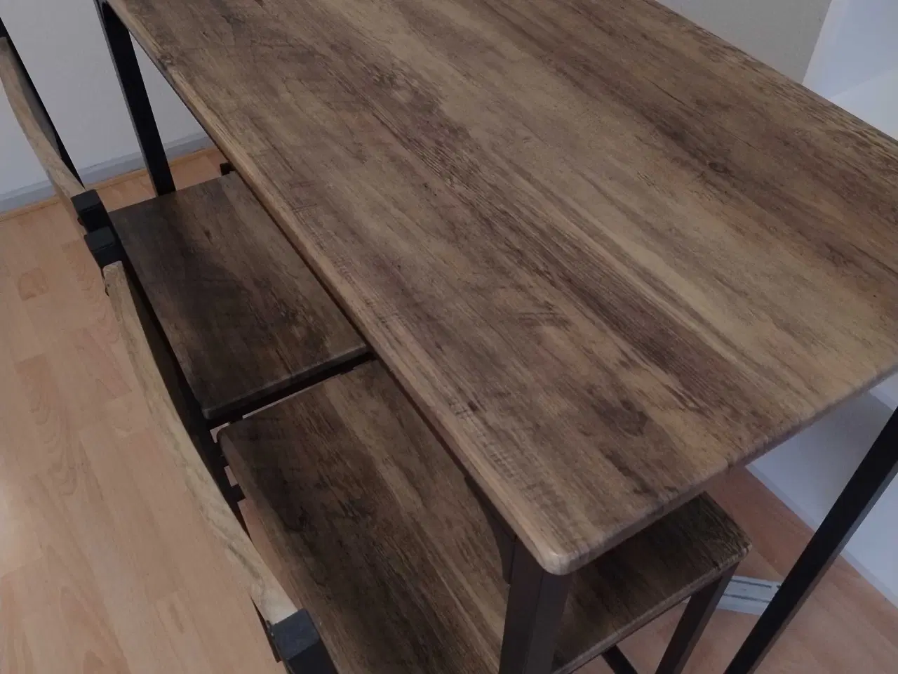 Billede 4 - Spisebord/barbord m. 2 stole
