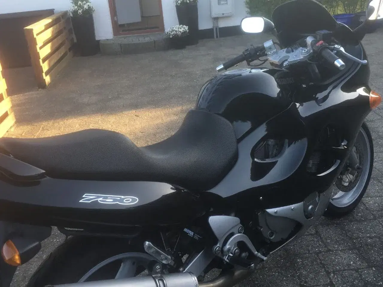 Billede 3 - Suzuki gsx 750 F 