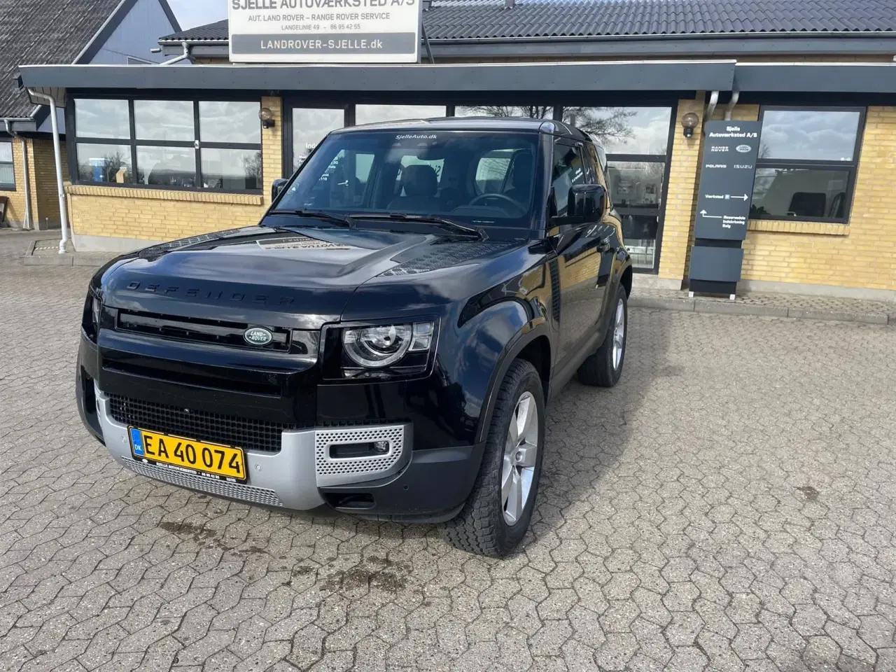 Billede 1 - Land Rover Defender 90" 3,0 Mild hybrid SE AWD 250HK Van 8g Aut.