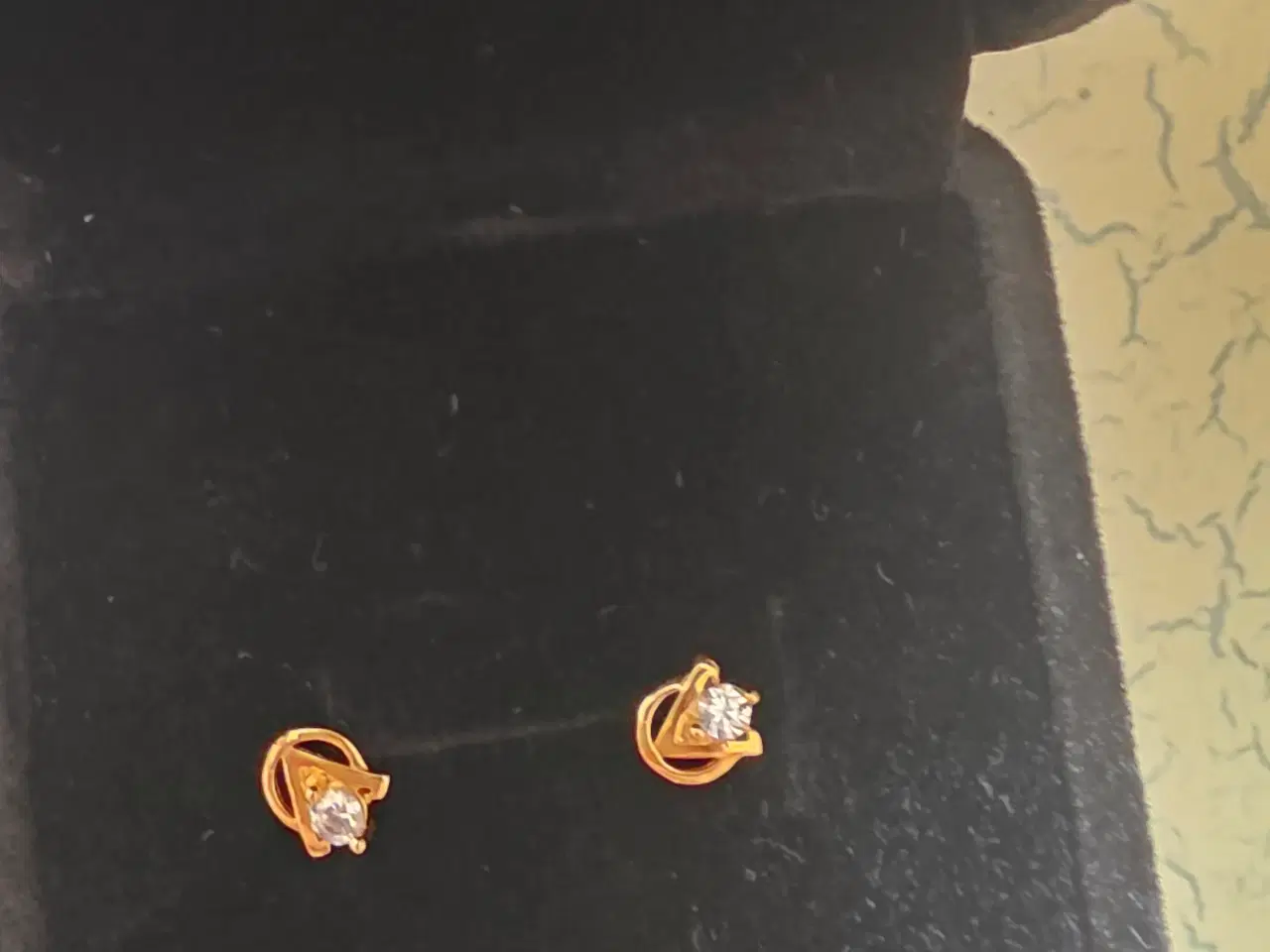 Billede 5 - Ægte Guld øreringe 8K🫶🫶