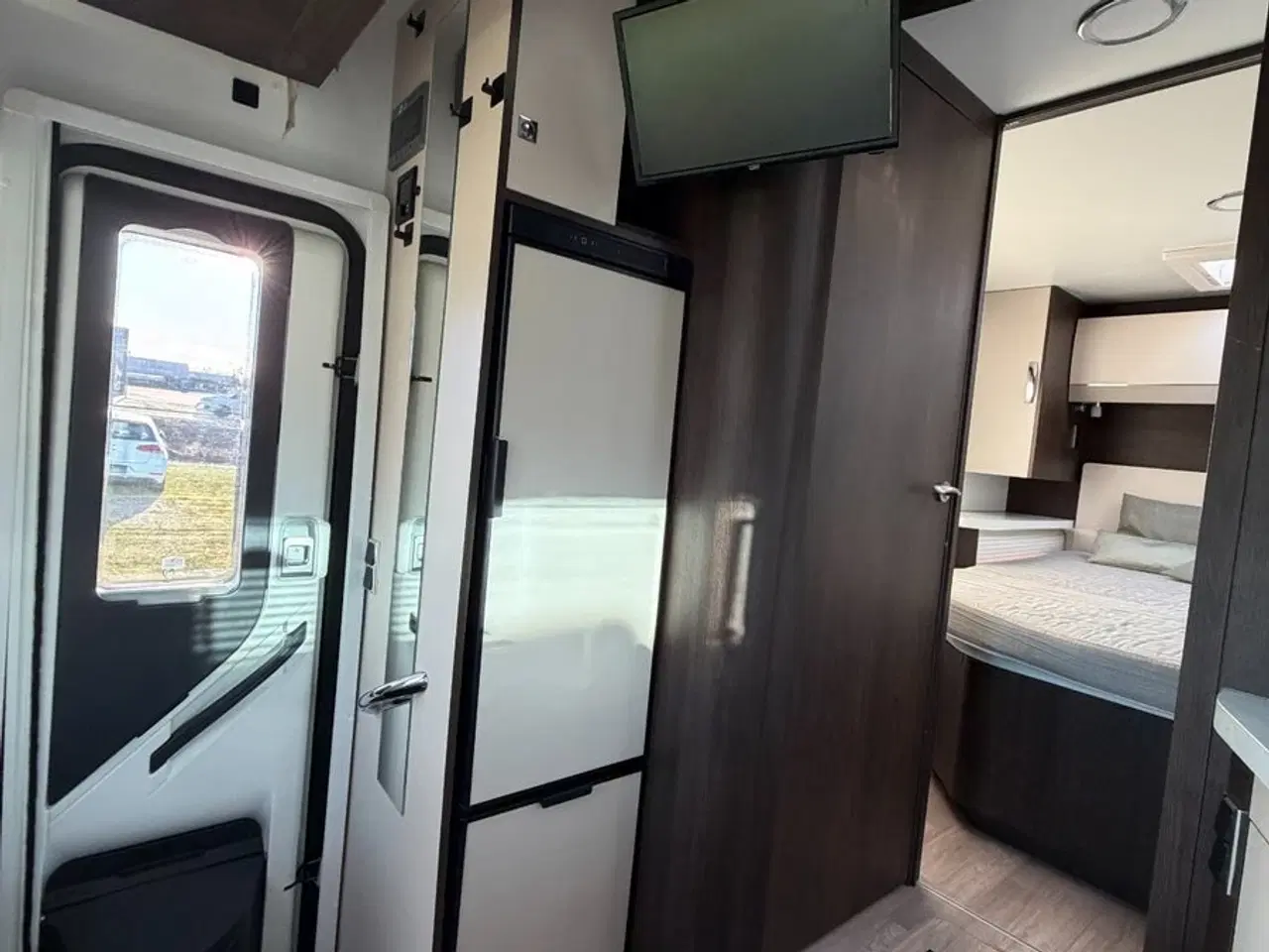 Billede 12 - Benimar Tessoro 497 - Komfort og frihed