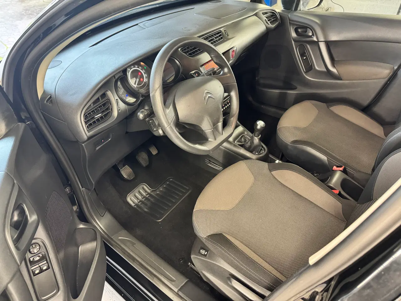 Billede 10 - Citroen C3 Lav KM