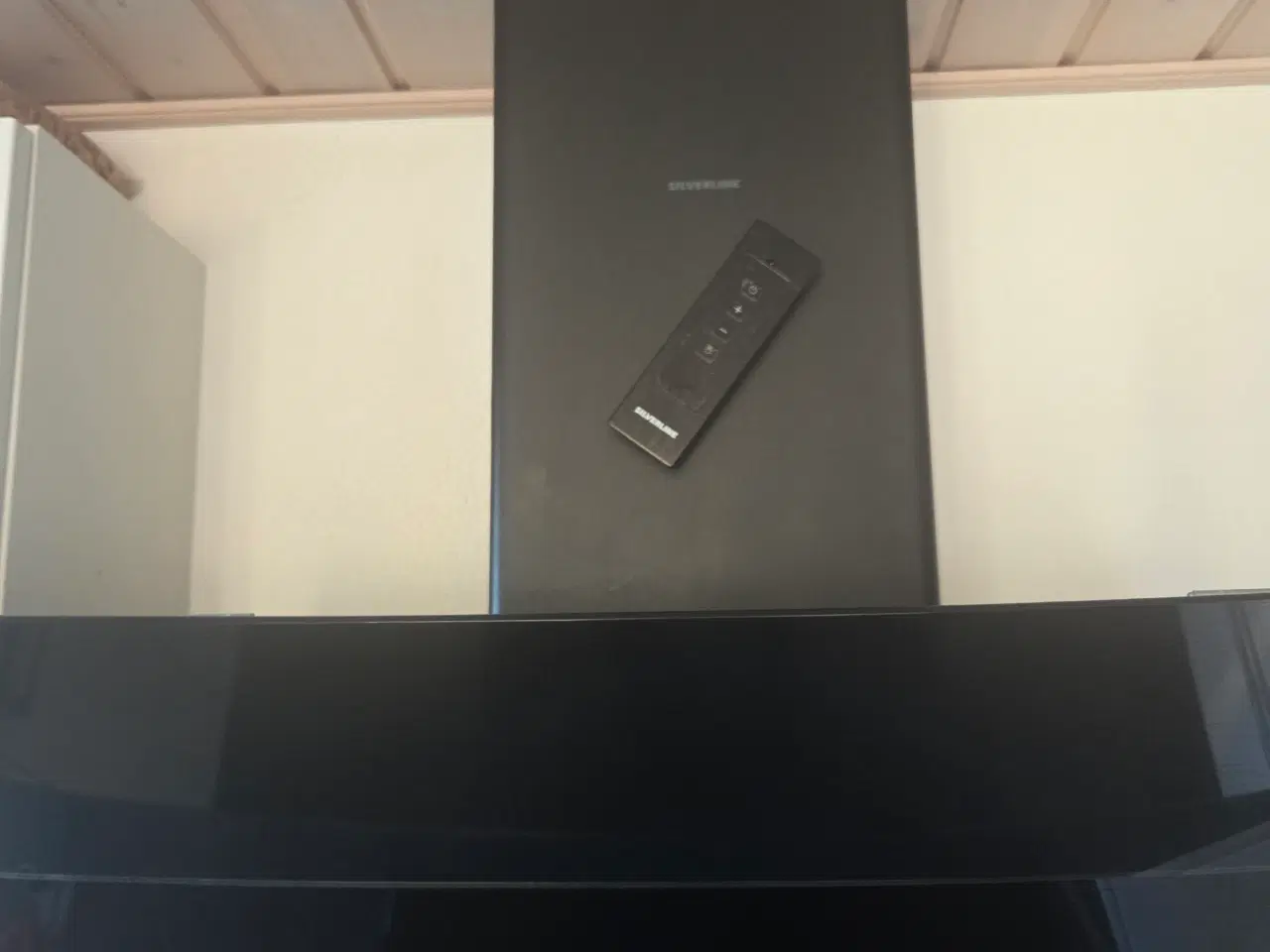 Billede 2 - Sort Silverline Emhætte