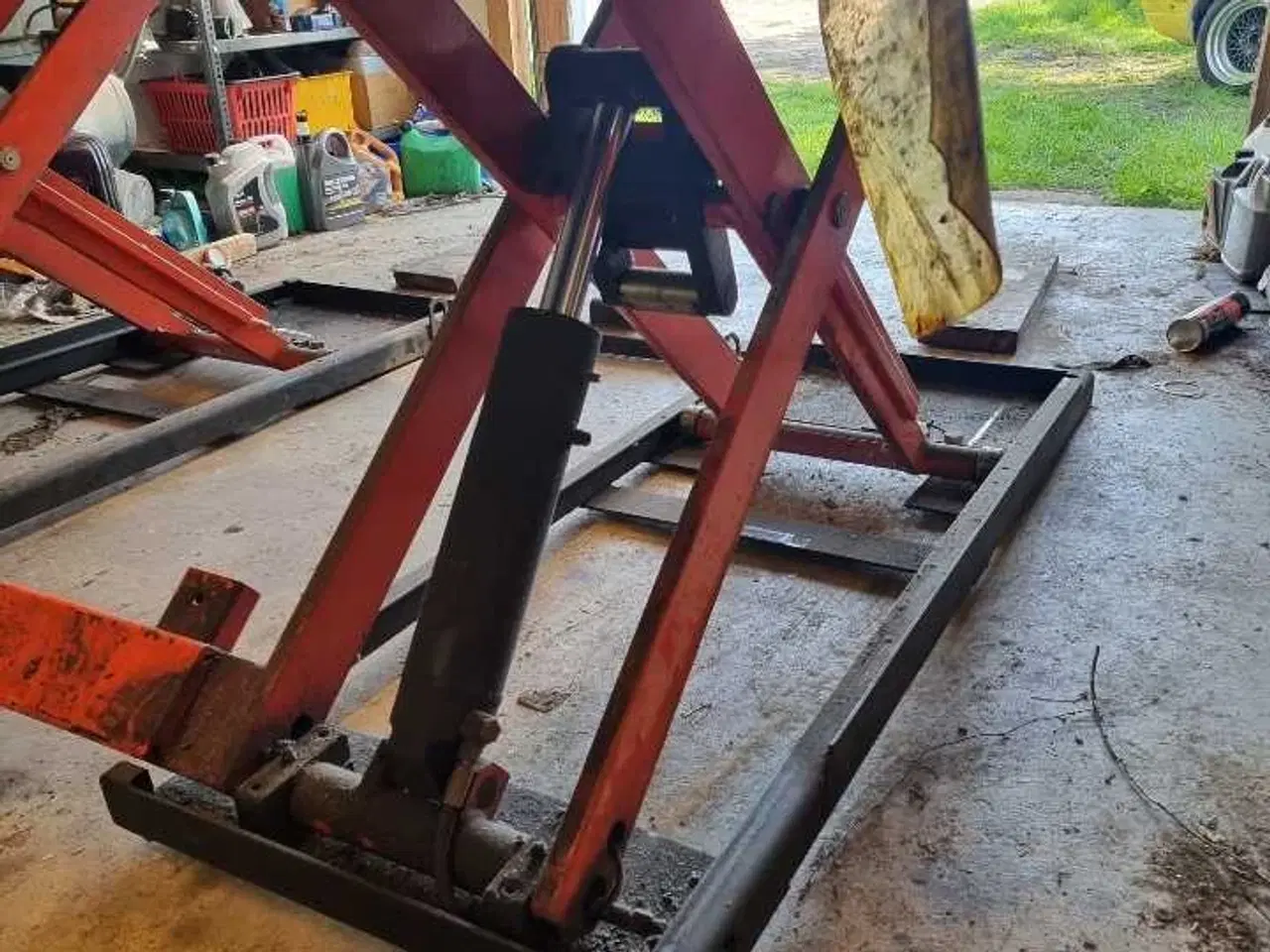 Billede 6 - Sakselift 2500kg klargørings lift