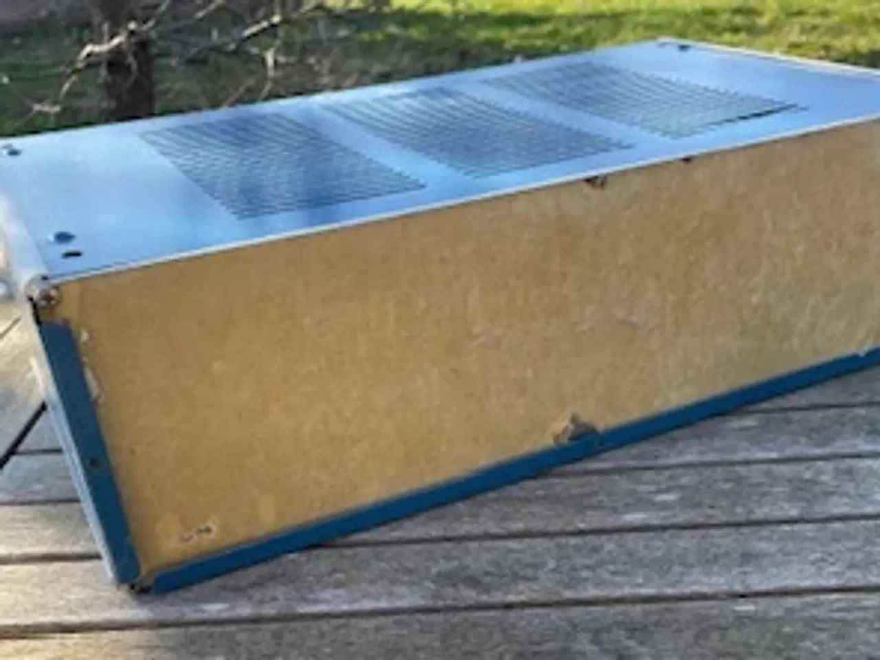 Billede 2 - Indbygningskasse, metal, ventileret