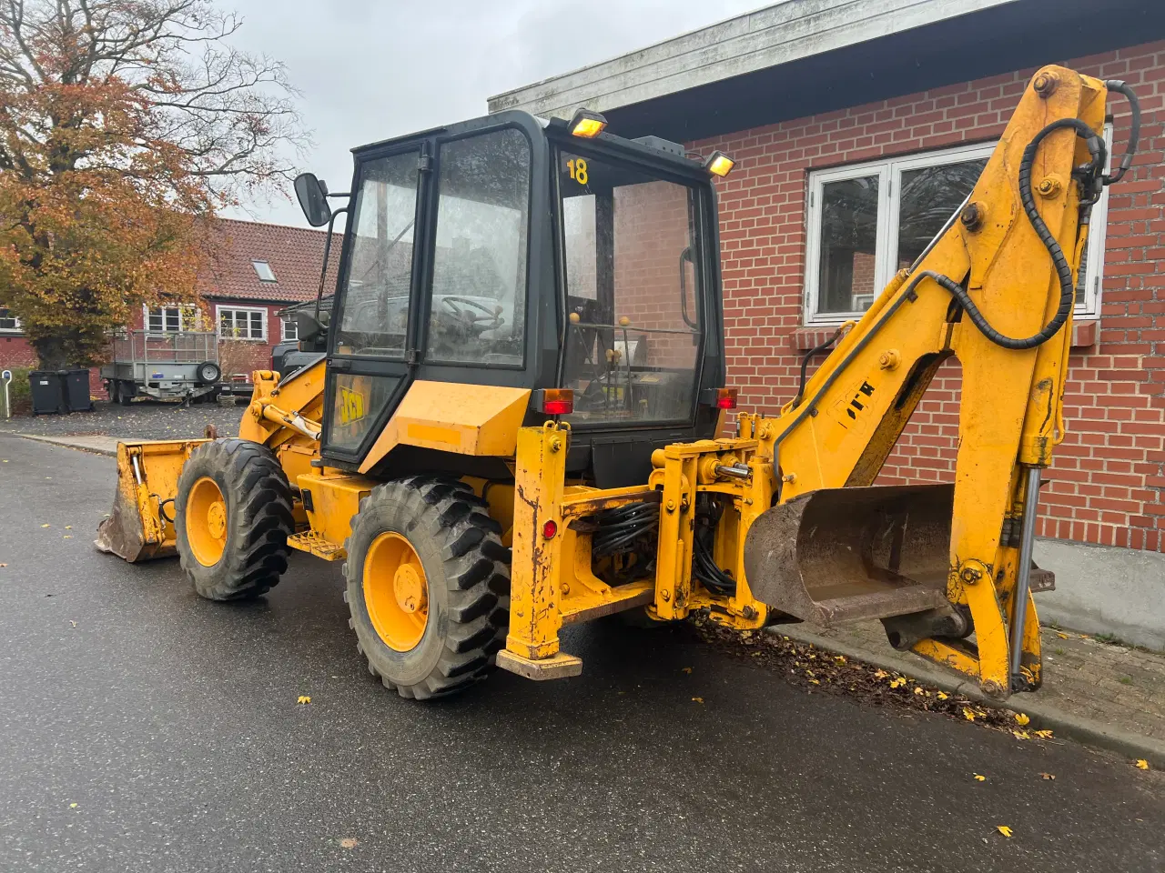 Billede 2 - Jcb 2cx lille rendegraver styring på alle hjul 