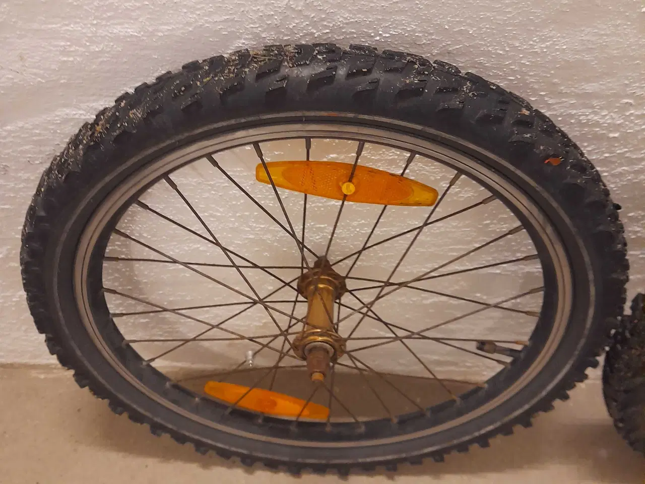 Billede 2 - MTB hjul-sæt med dæk og slange 20"