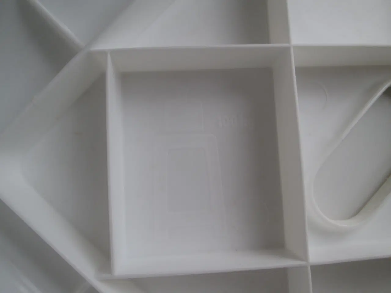 Billede 2 - Hvid Badetaburet