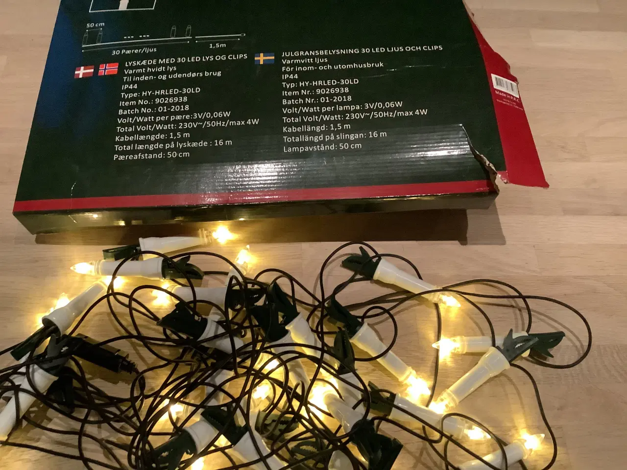 Billede 3 - Juletræs fod og julekæde med 30 lys