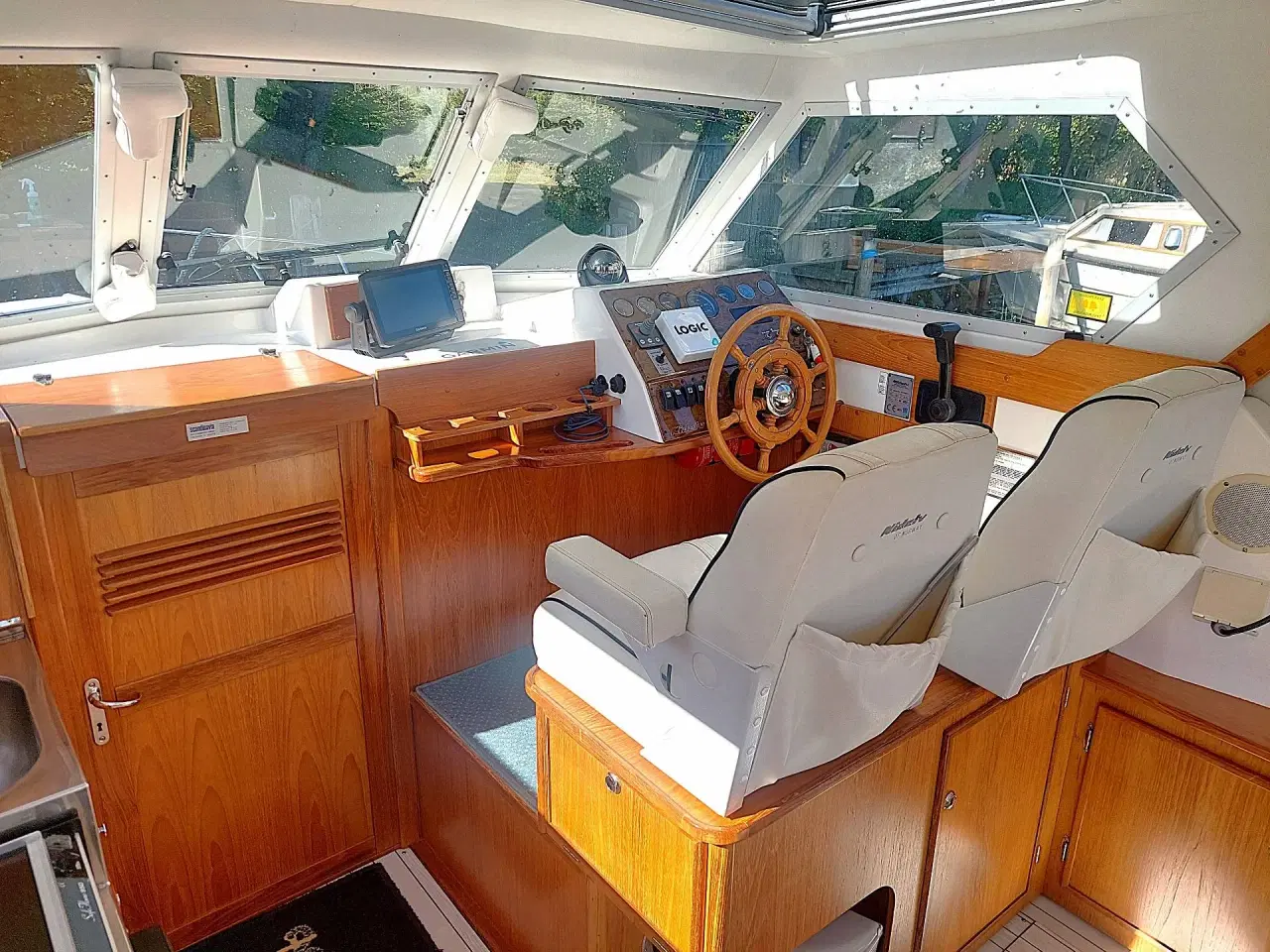 Billede 10 - Nidelv 28 HT Classic m/Yanmar 170 hk Diesel