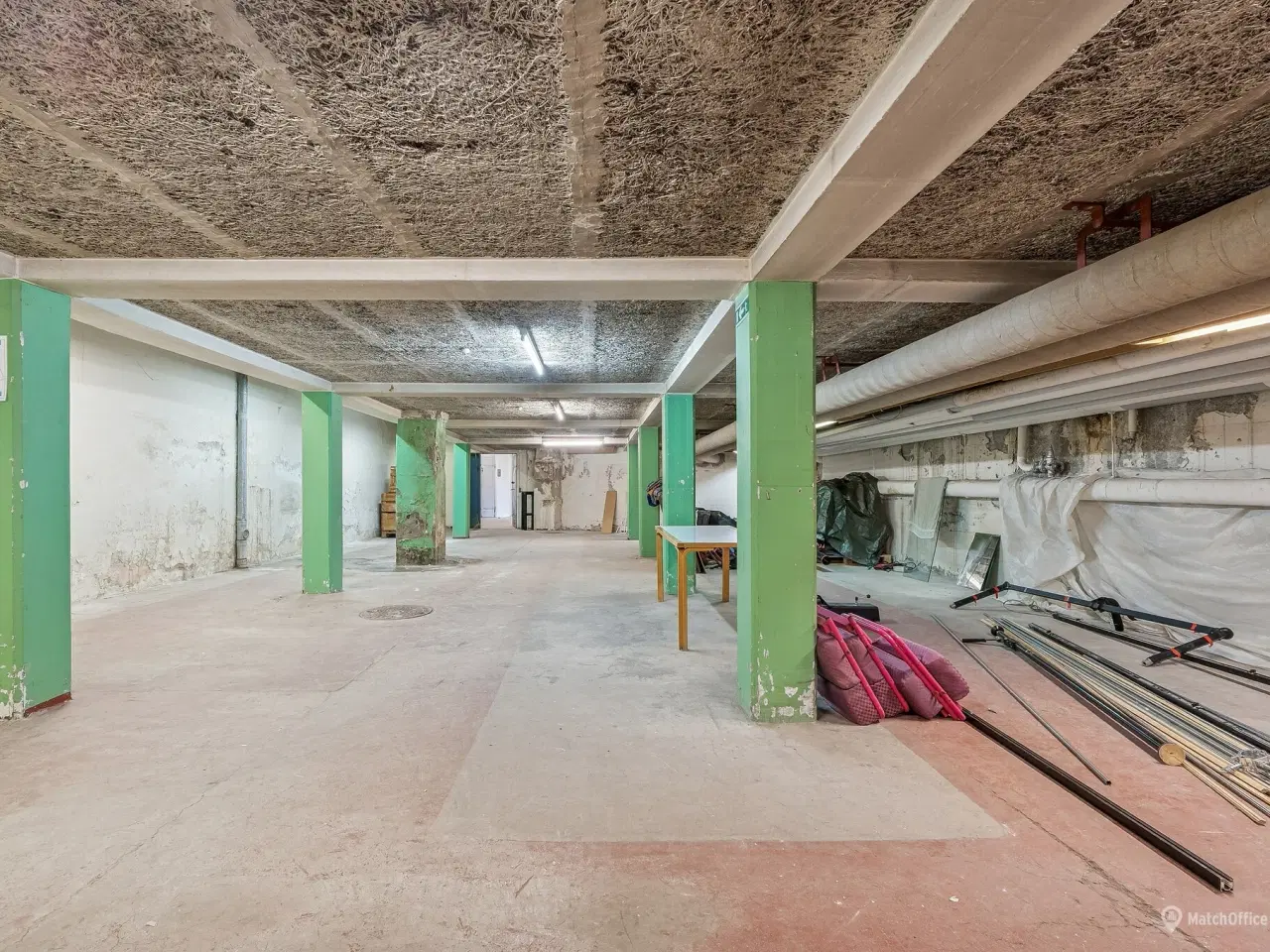 Billede 6 - Stor kælder med central beliggenhed