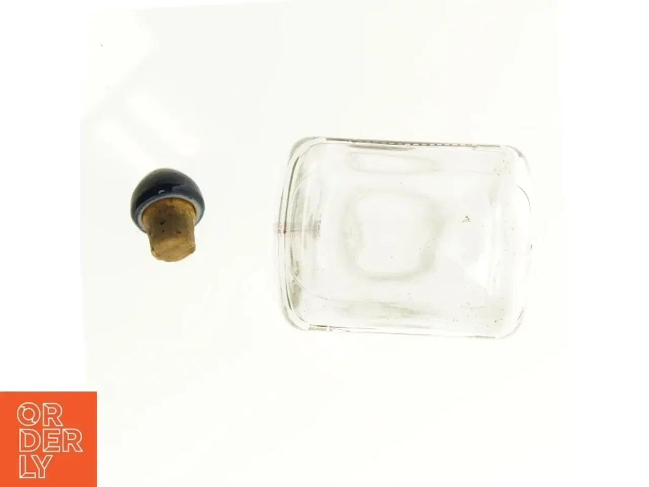 Billede 4 - Karaffel til julesnaps fra Holmegaard (str. 21 x 9 cm)