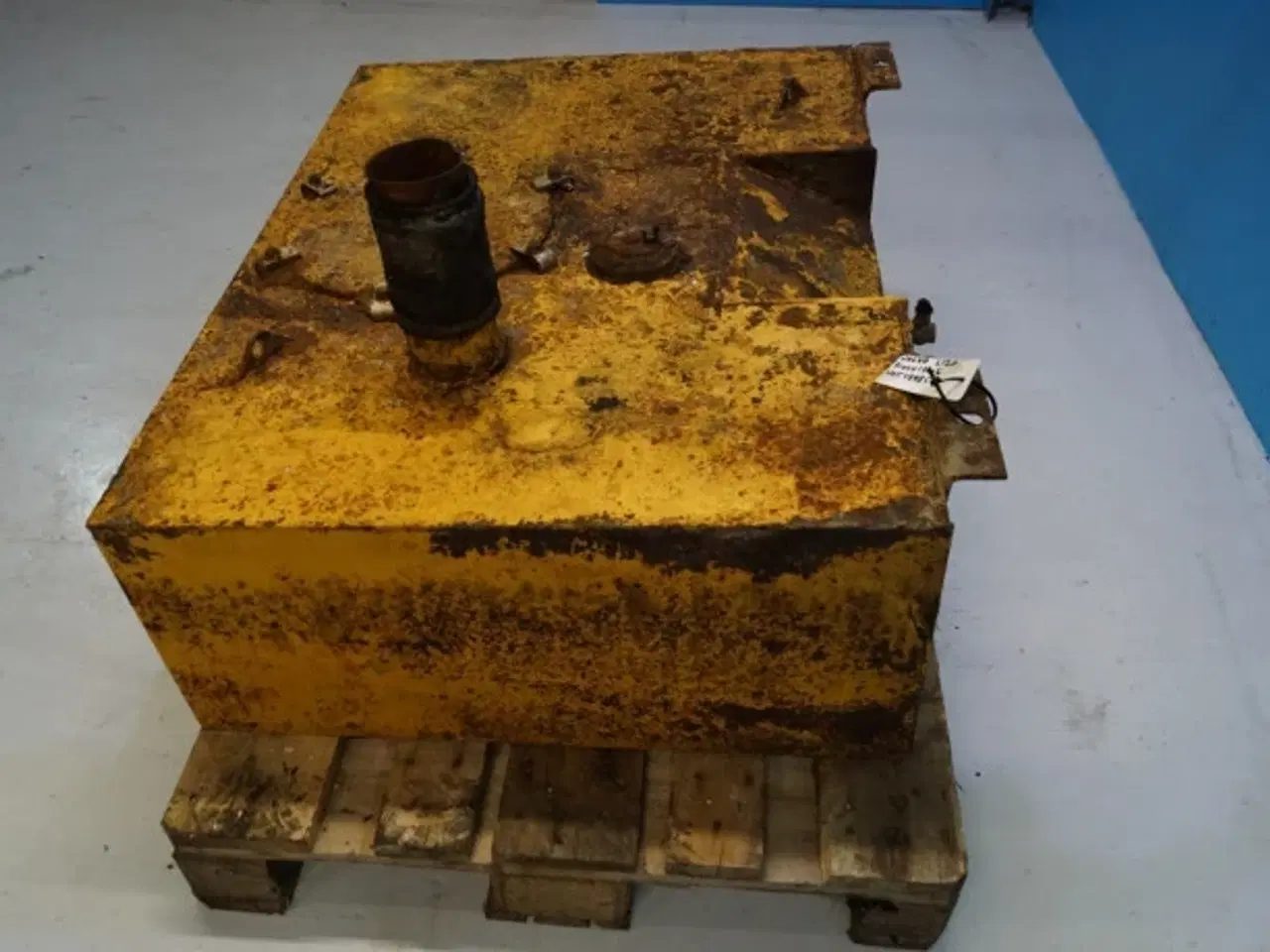 Billede 5 - Volvo L120 Dieseltank VOE4898515