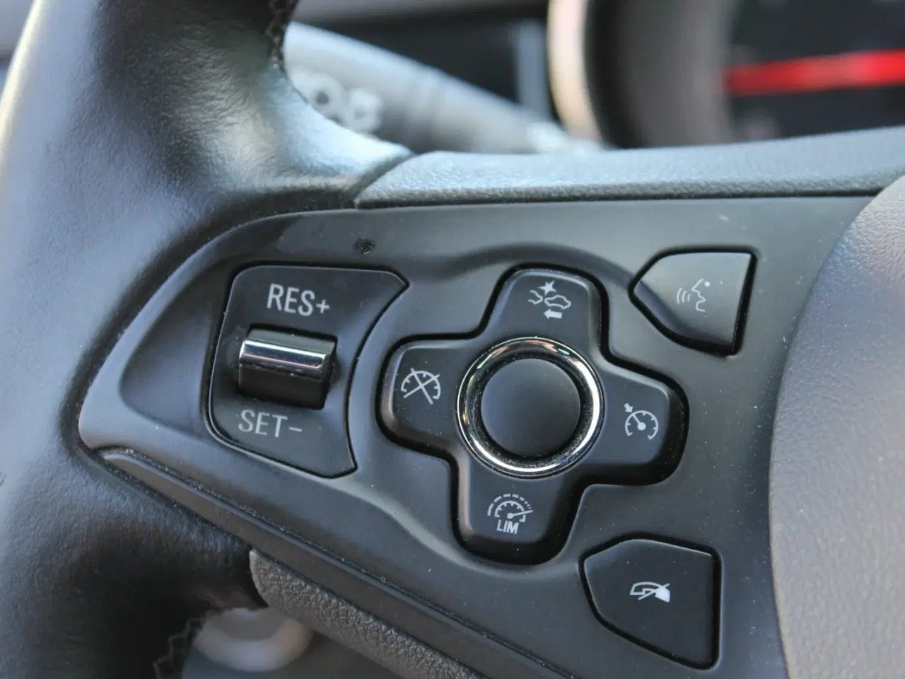 Billede 9 - Opel Astra 1,6 T 200 OPC Line