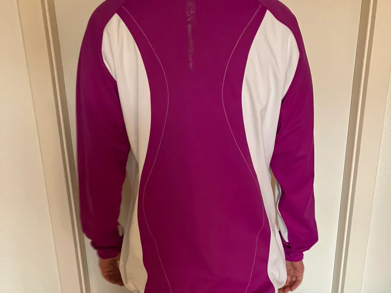 Billede 2 - Jakke fra Galvin Green str. L windstopper 