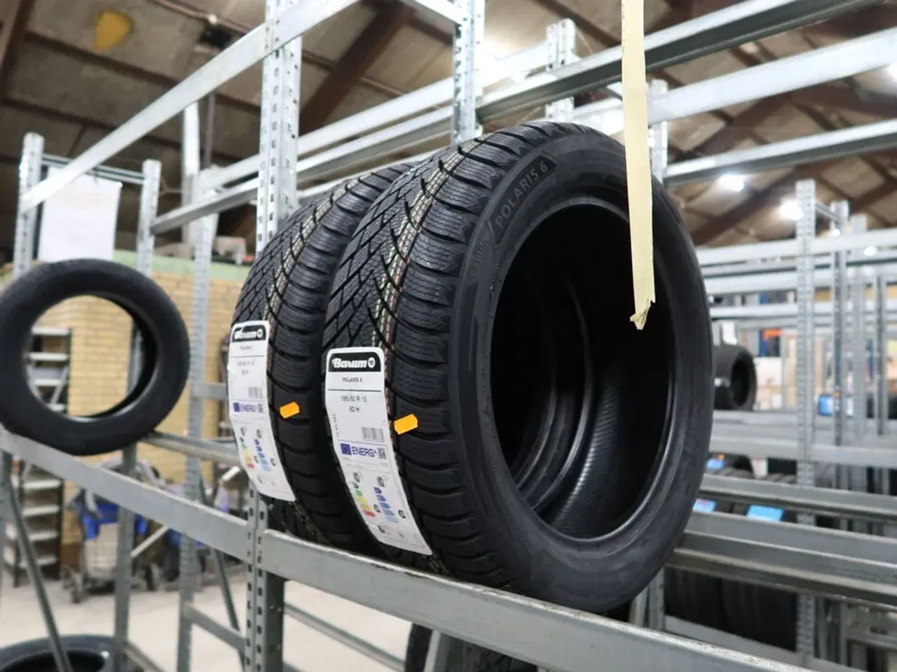 Billede 1 - 2 stk. dæk BARUM 195/50R15 82H