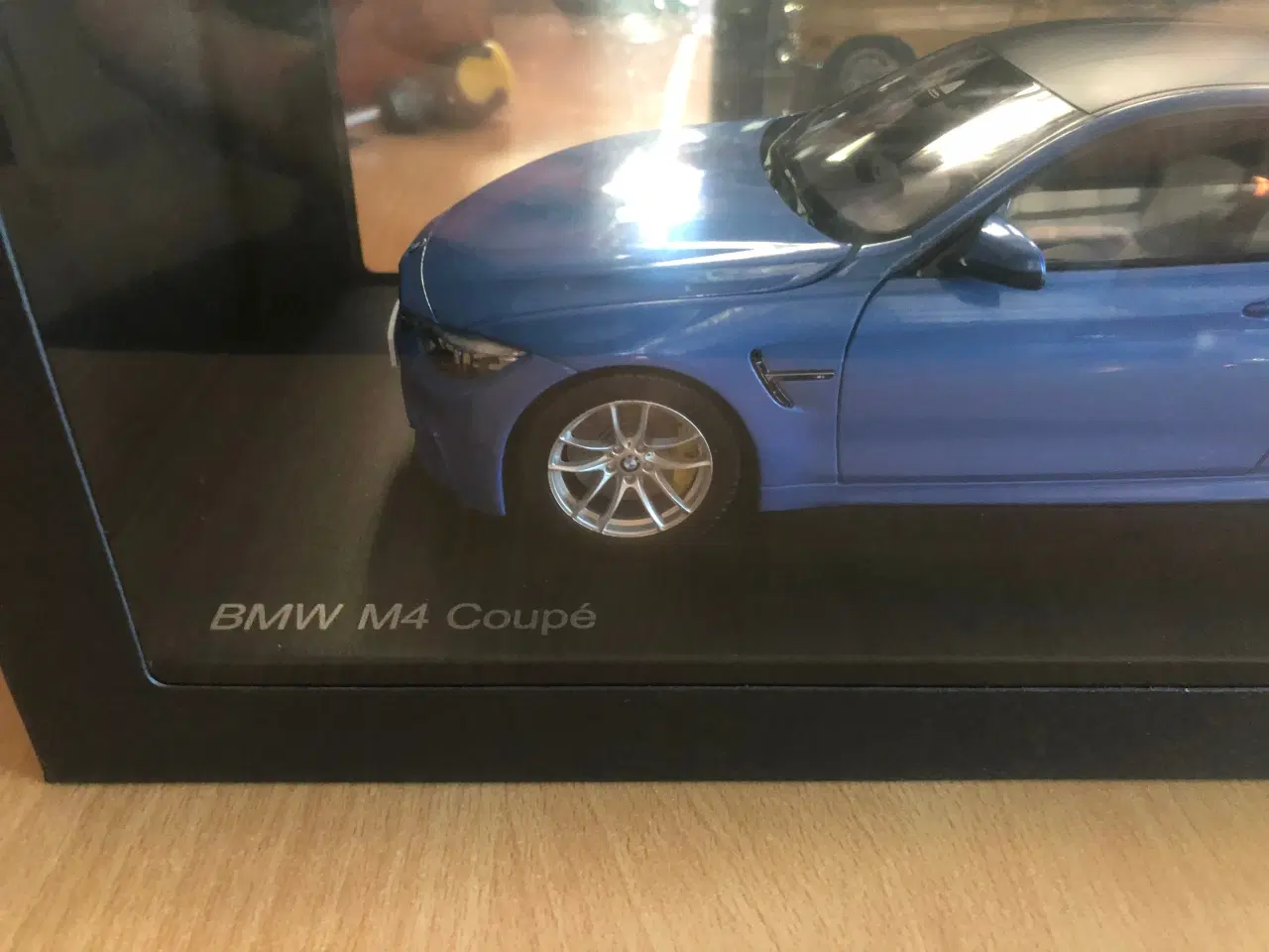 Billede 3 - 1:18 BMW M4 Competion