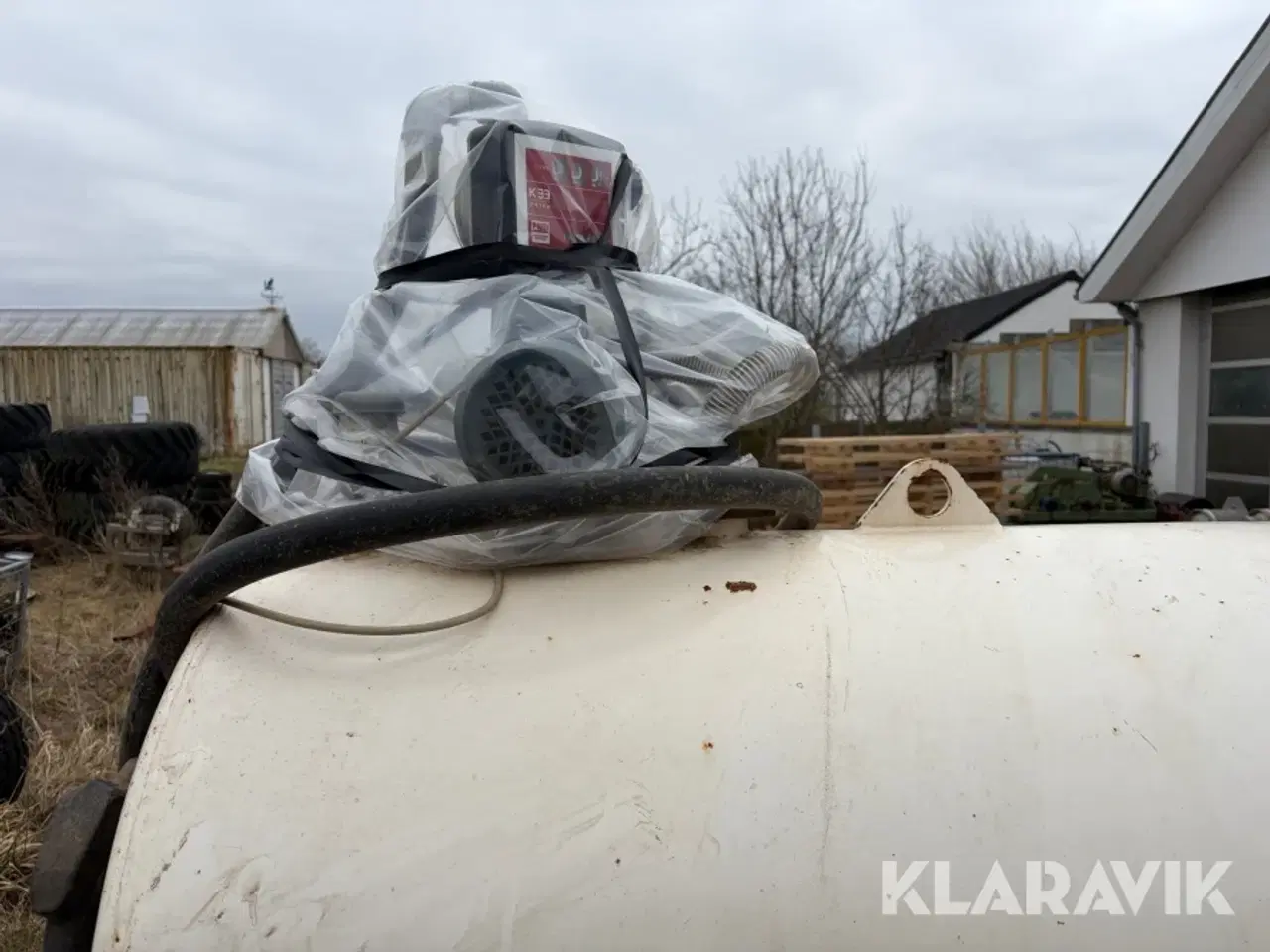 Billede 6 - Olietank 1200L 1 styk