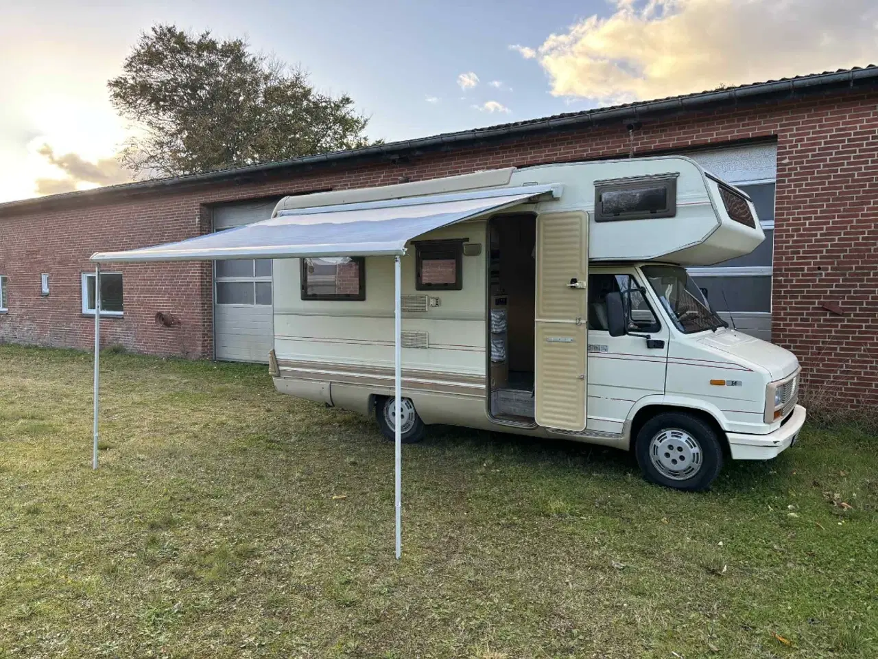 Billede 2 - Veteran autocamper Fiat Ducato
