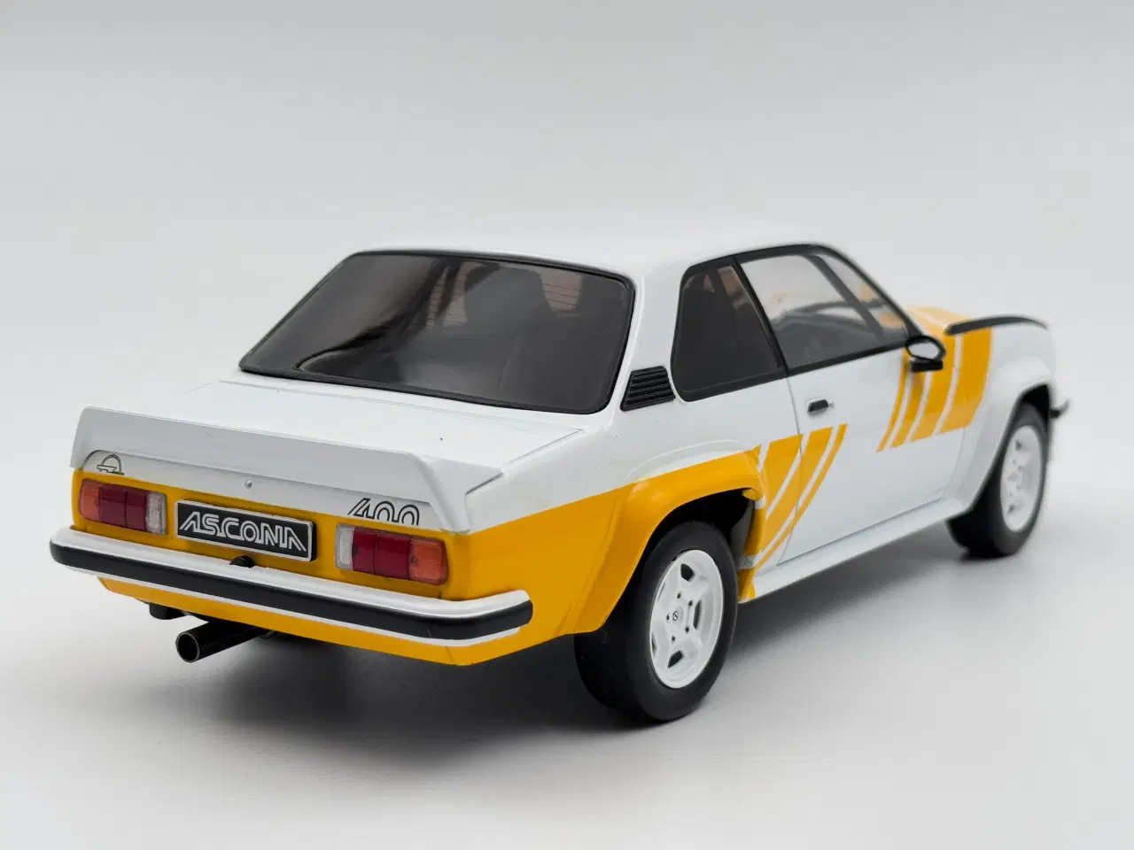 Billede 3 - 1982 Opel Ascona 400 1:18  Flot og detaljeret