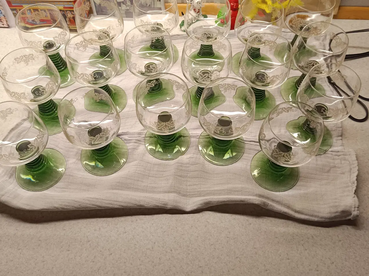 Billede 3 - 18 römer hvidvins/vin glas 