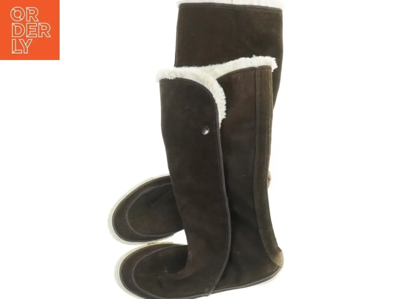 Billede 2 - Brune vinterstøvler, skostørrelse 38 fra Converse (str. 38 )
