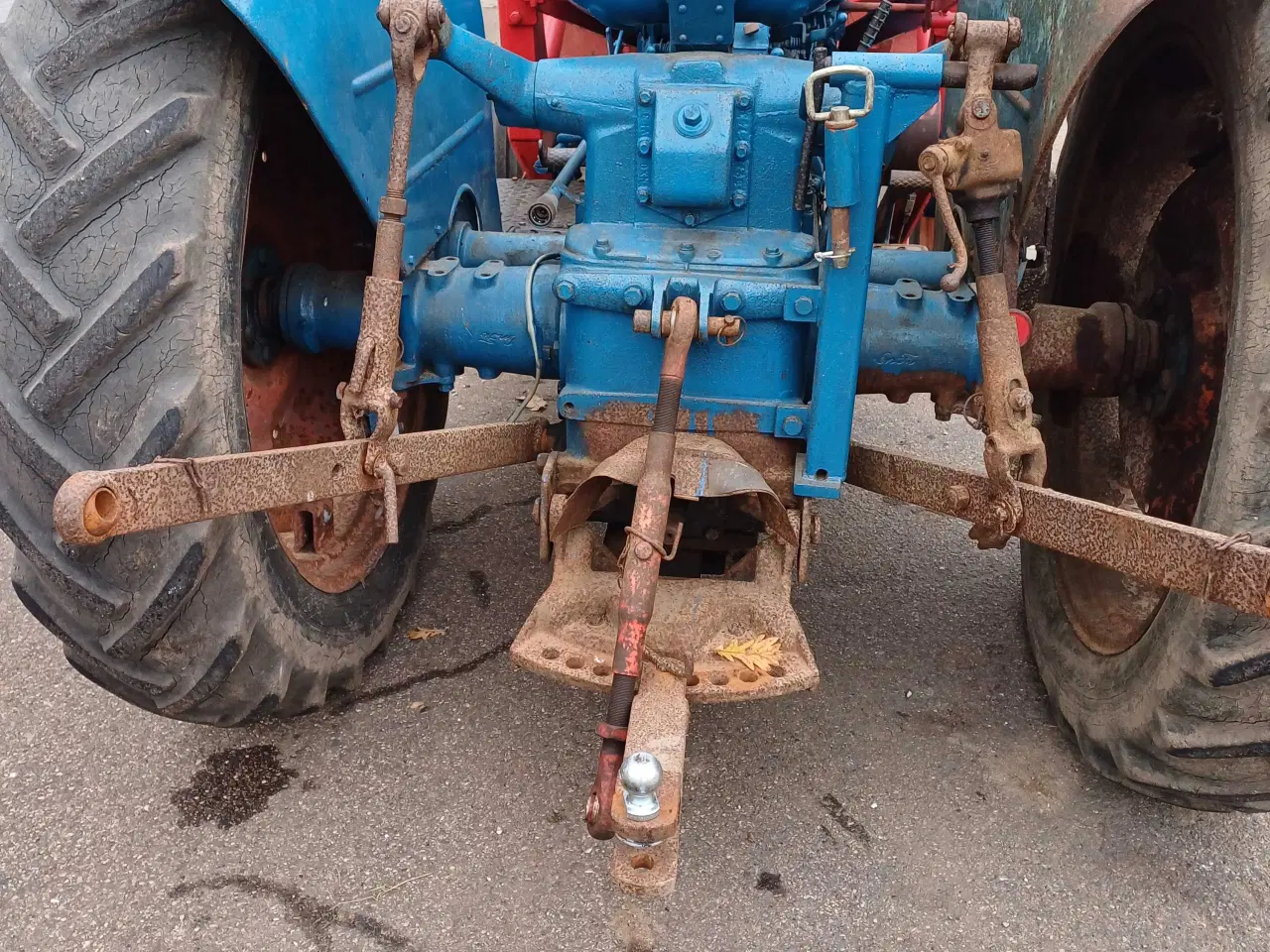 Billede 6 - Traktor med frontlæsser 