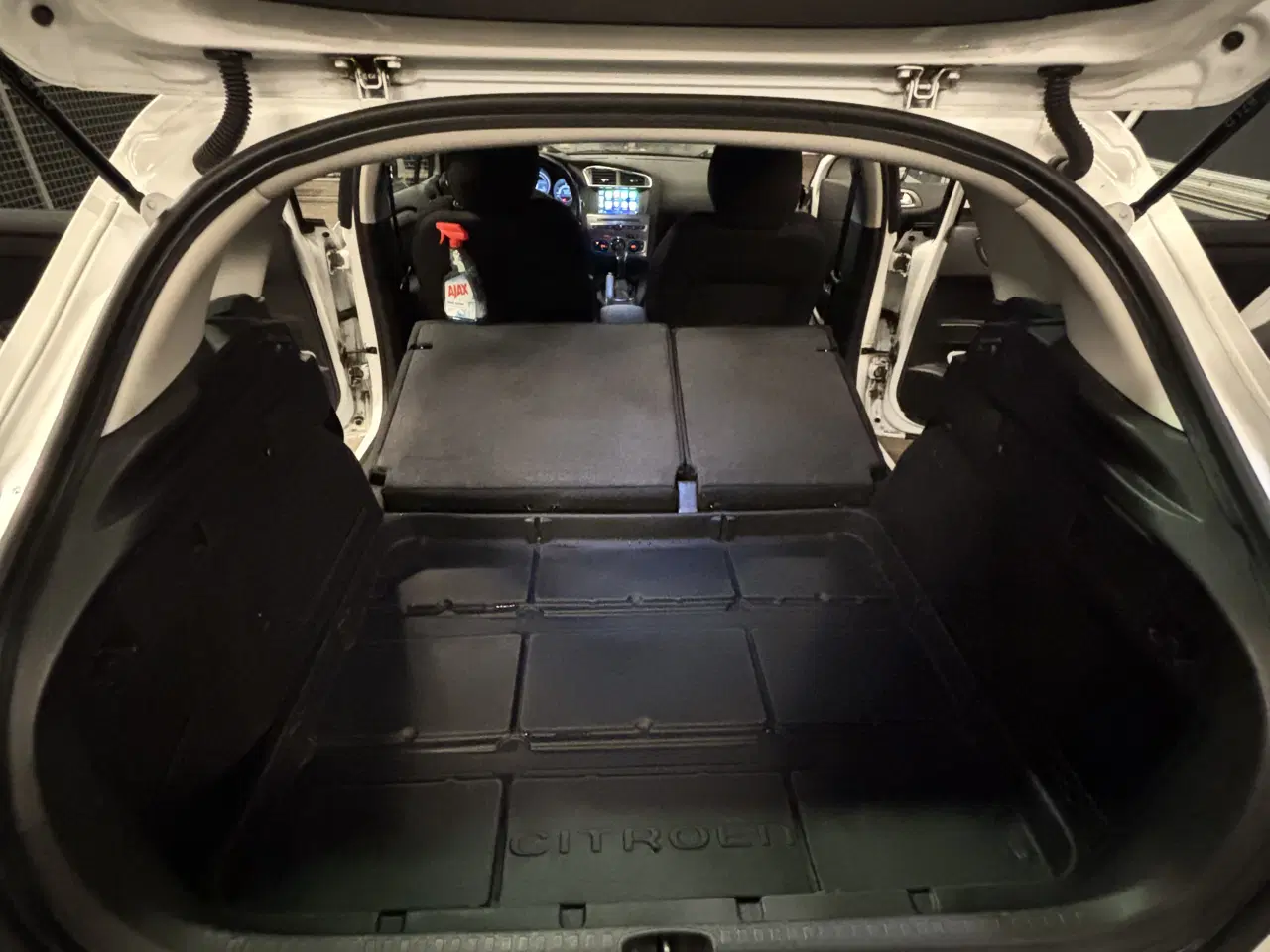 Billede 12 - Pæn Citroen C4 1.6 Blue HDI