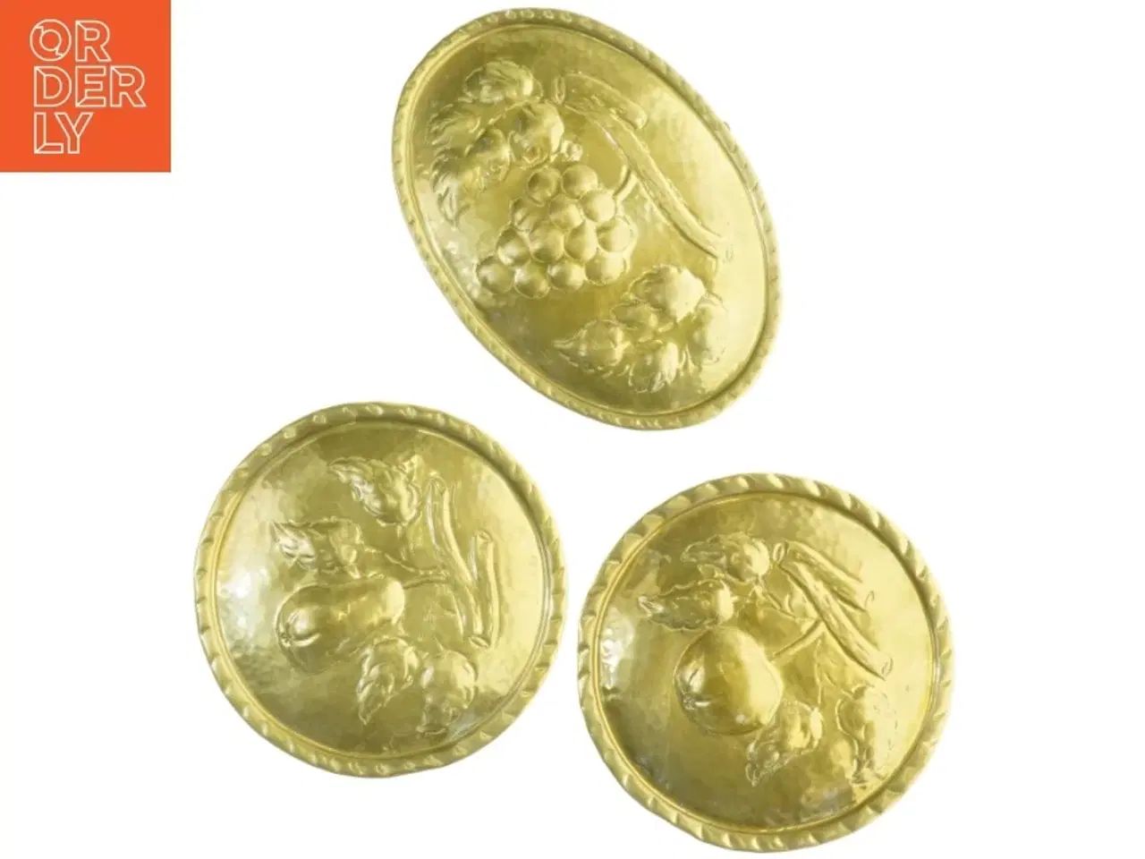 Billede 1 - Messing vægdekorationer med frugtmotiver (str. 26 x 18 cm og 21 x 21 cm)