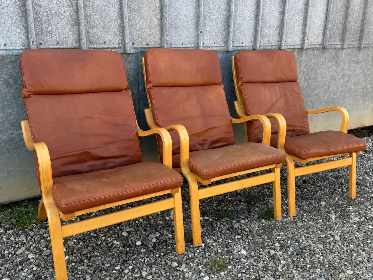 Billede 1 - STOUBY hvilestole i bøg m. Cognac farvet læder.