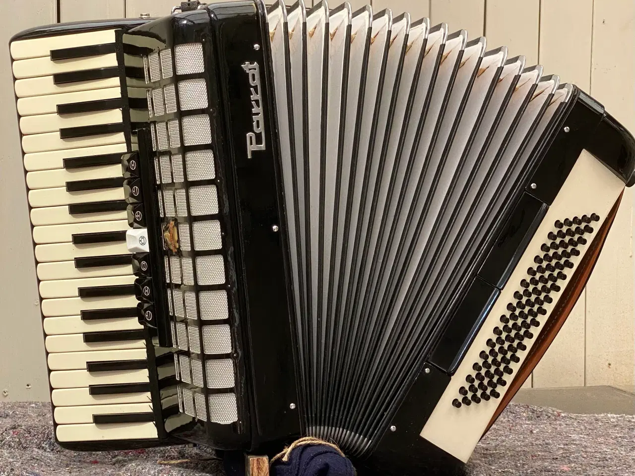 Billede 8 - 🎶 Parrot harmonika sælges – ideel til begyndere 